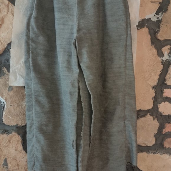 Un-namable Steel Gray Cropped Pants (Women's US 2/ EUR 40) *NEW*
